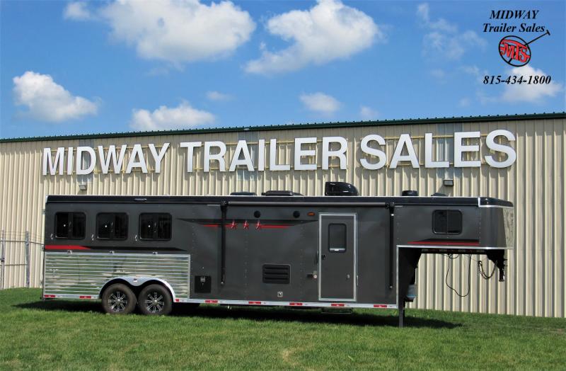 2023 Bison Trailers RG8311B 3H w/11' SW LQ TA GN Horse Trailer QvtxQm2nwy4w