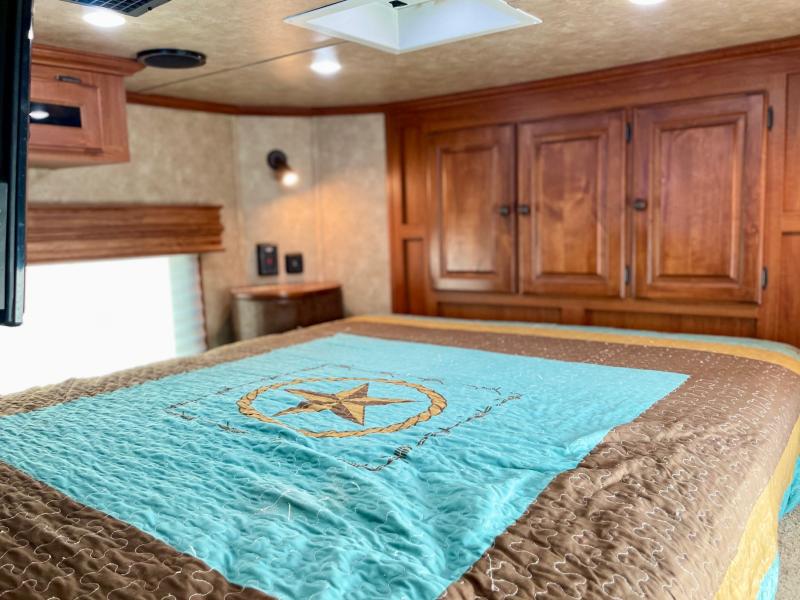 used Horse Trailers Sundowner Trailers  for sale, in Ottawa, IL Thumbnail 15