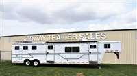 1998 Featherlite 3H w/ 17' SW LQ Horse Trailer 1998 Featherlite 3H w/ 17' SW LQ Horse Trailer