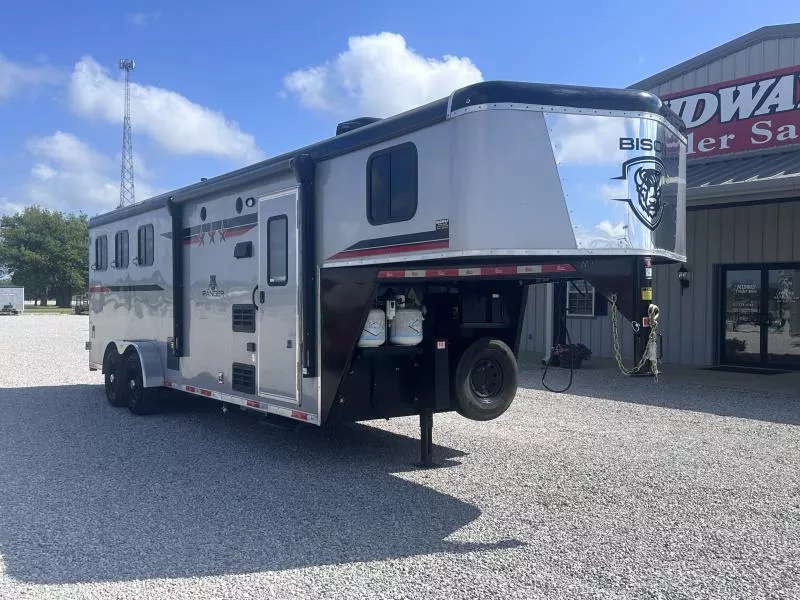 used Horse Trailers Bison Trailers  for sale, in Litchfield, IL Thumbnail 2