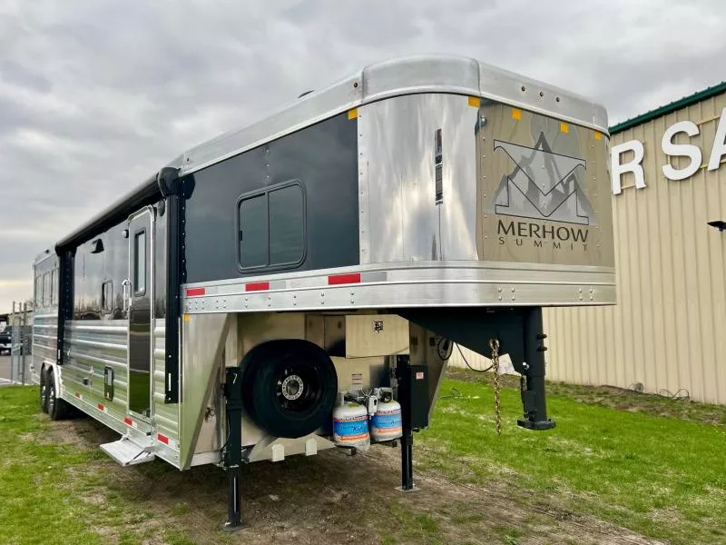 new Horse Trailers Merhow Trailers  for sale, in Ottawa, IL Thumbnail 2