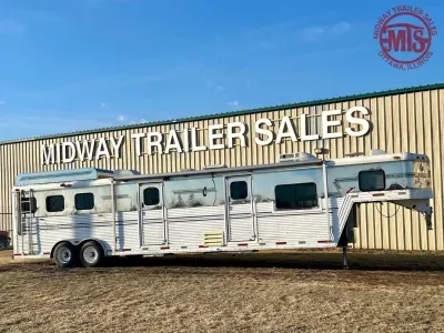 1997 Sidekick 3H w/ 16' Living Quarters & Midtack Horse Trailer