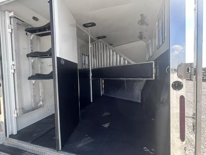 used Horse Trailers Bison Trailers  for sale, in Litchfield, IL Thumbnail 14