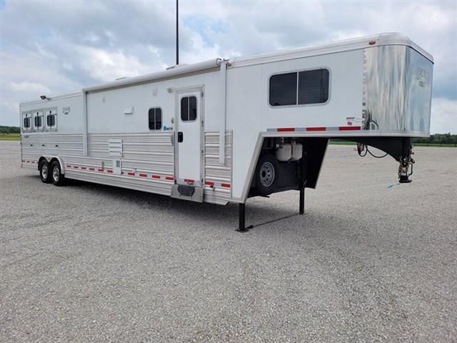 2013 Logan Coach Razor 3H 17'SW w/Bunkhouse Conv.&12'SO Enclosed Cargo Trailer 2013 Logan Coach Razor 3H 17'SW w/Bunkhouse Conv.&12'SO Enclosed Cargo Trailer