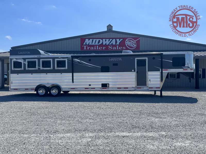 new Horse Trailers Lakota  for sale, in Litchfield, IL Thumbnail 2