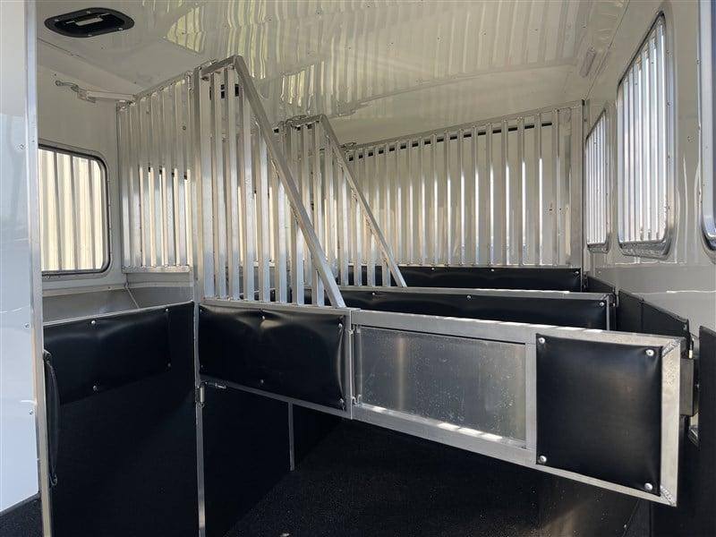 new Horse Trailers Sundowner Trailers  for sale, in Ottawa, IL Thumbnail 15