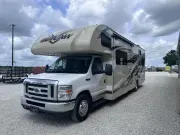 used Other Trailers Thor Motor Coach  for sale, in Litchfield, IL Thumbnail 4