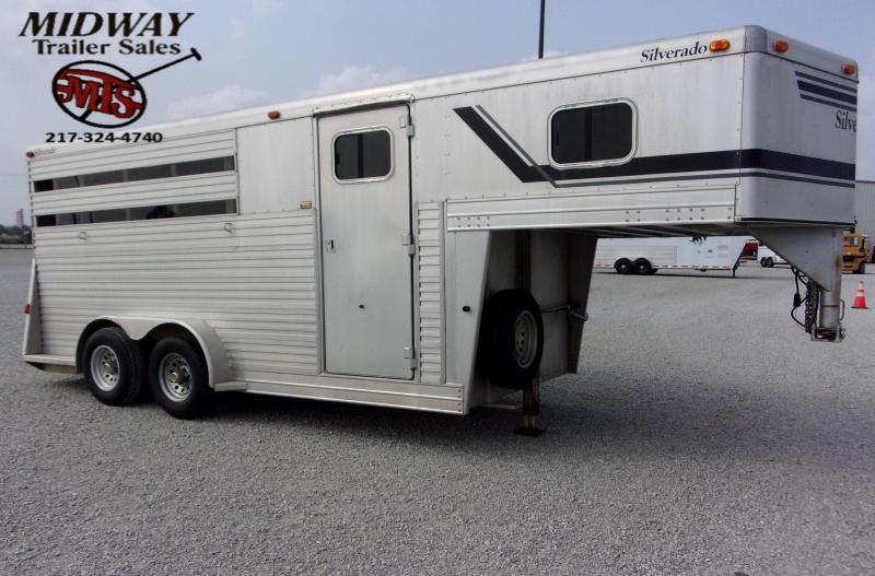 1997 Silverado 3H w/ 2' SW Dress Horse Trailer 1997 Silverado 3H w/ 2' SW Dress Horse Trailer