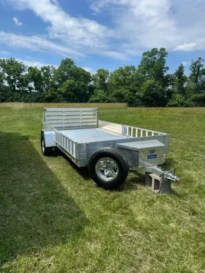 2022 Alum 8112 SR -500 Miles + FREE EQUIPMENT BOX!!