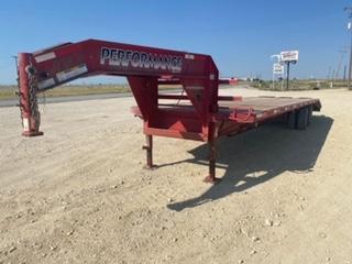 2006 Parker Trailers 102"x32' Flatbed Trailer 2006 Parker Trailers 102"x32' Flatbed Trailer