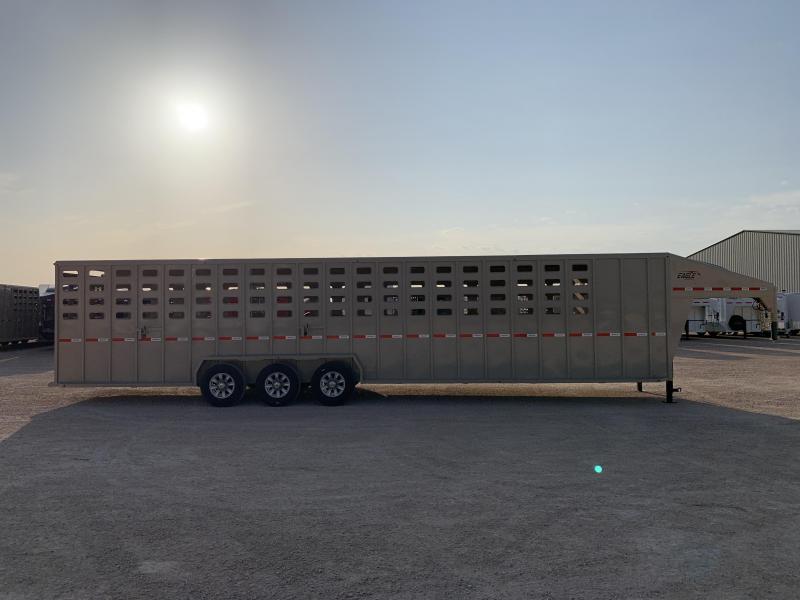 2022 Maxxim Industries 36' x 6' 8" Livestock Trailer 2022 Maxxim Industries 36' x 6' 8" Livestock Trailer