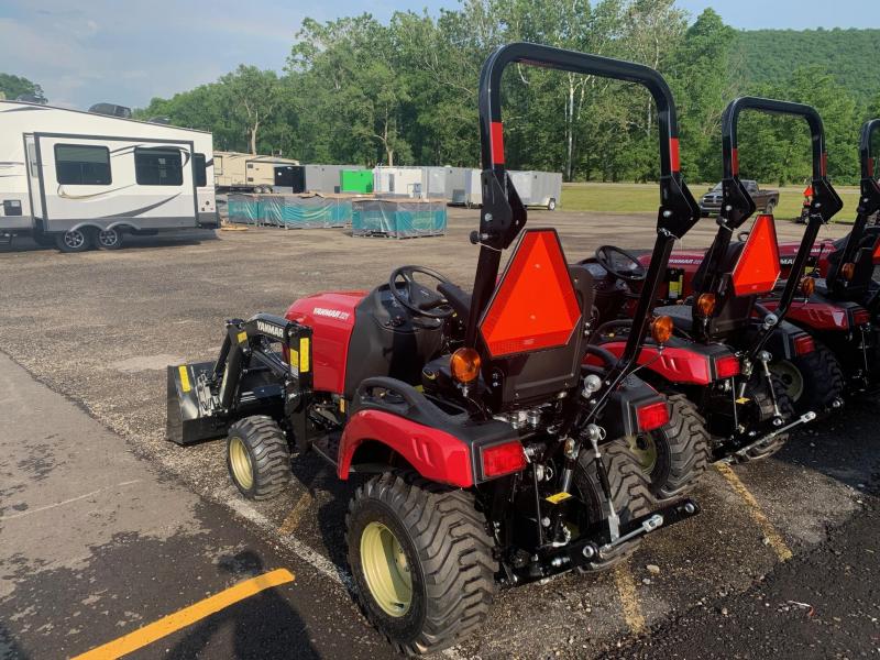 YANMAR SA221 Tractor with FRONT LOADER 21 HP 10 Year Powertrain
