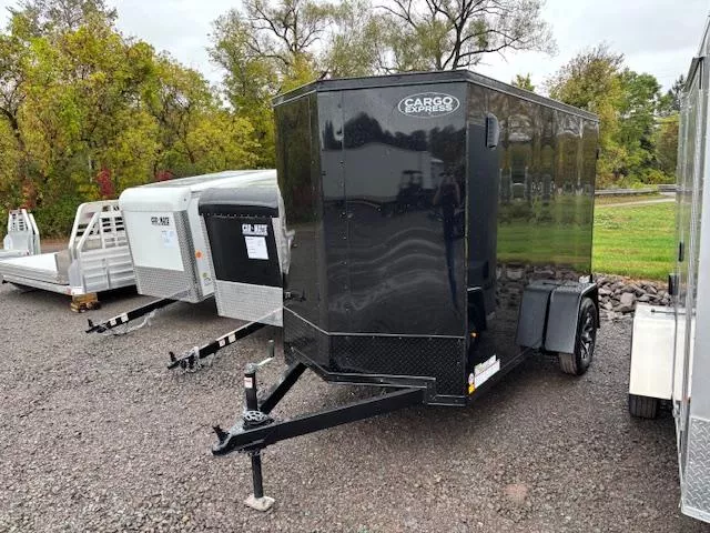 2026 Cargo Express 5x10 3K EX DLX *FLAT TOP V-NOSE*  KE-DX6010-030 Cargo / Enclosed Trailer