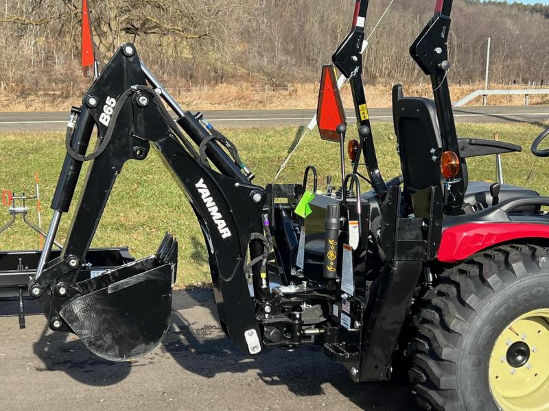 YANMAR SA424 Tractor with Loader and Backhoe 1200 lb Loader Lift 24