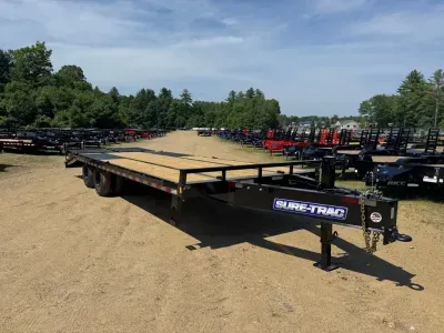 2026 Sure-Trac 8.5x20+5 Powder Coated 22.5K Deckover Equipment Trailer w/Full Width Ramps