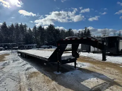 2019 Big Tex 8.5x30.5 Deckover Gooseneck 22K Equipment Trailer w/Full Width Ramps