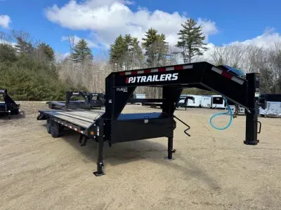 2027 PJ 8.5x25+5 Goosneck 15.6K Deckover Equipment Trailer w/Full Width Ramps