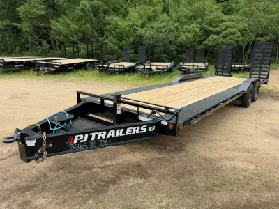 2027 PJ 8.5x26+2 Full Width 22.5K LowPro Equipment Trailer w/HD Stand-Up Ramps