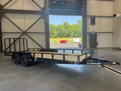 2027 PJ 7x20 Powder Coated 7K Landscape Trailer w/ReadyRail Sides & Rear Ramp Gate