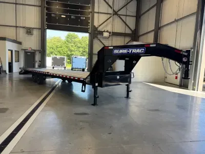 2027 Sure-Trac 8.5x25+5 Powder Coated 15K Deckover Gooseneck Equipment Trailer w/Full Width Ramps