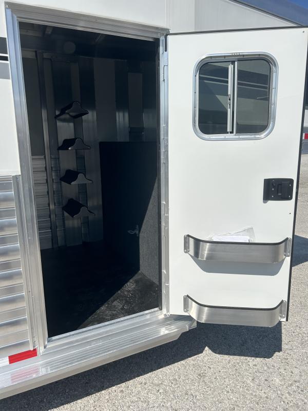 new Horse Trailers 4-Star Trailers  for sale, in Crawfordsville, IN Thumbnail 14