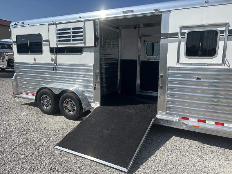 new Horse Trailers 4-Star Trailers  for sale, in Crawfordsville, IN Thumbnail 11
