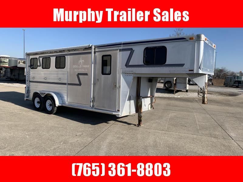 1995 Cherokee 3 horse slant gooseneck Horse Trailer 1995 Cherokee 3 horse slant gooseneck Horse Trailer