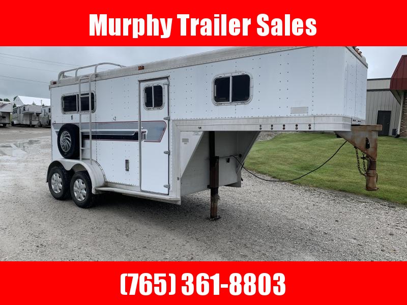 1985 Featherlite 2 Horse Straight Load Horse Trailer 1985 Featherlite 2 Horse Straight Load Horse Trailer