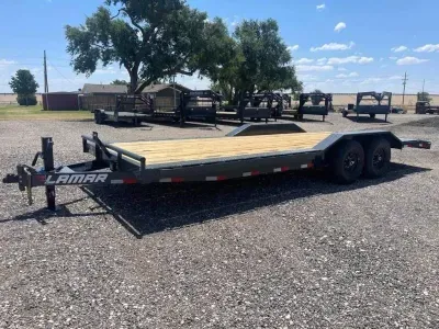 Lamar 102X22 (14K) Heavy Duty Equipment Hauler w/ Drive-over Fenders