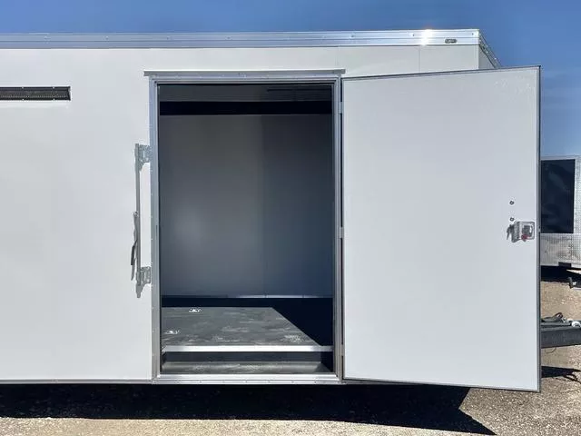 new Cargo (Enclosed) Trailers Haulmark  for sale, in Lubbock, TX Thumbnail 9