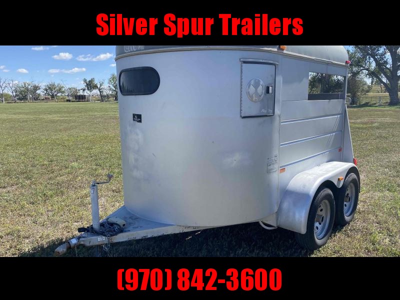 2006 CM 2 Horse Livestock Trailer 2006 CM 2 Horse Livestock Trailer