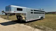 2027 Platinum Coach 5 Horse STC W/Swing Out Saddle Rack