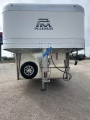 new Horse Trailers Platinum Coach  for sale, in Jarrell, TX Thumbnail 3