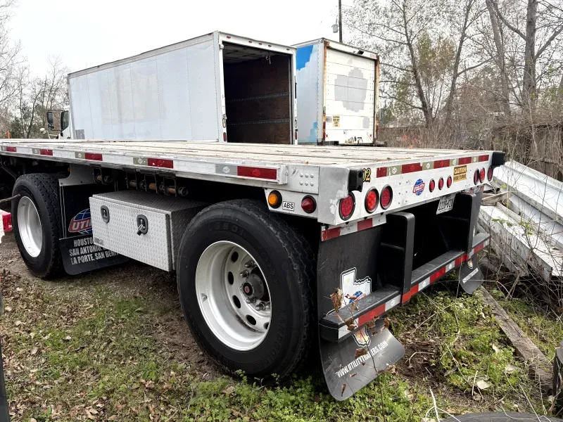 used Flatbed Semi Trailers Utility Trailer Manufacturing Company  for sale, in Houston, TX Thumbnail 5
