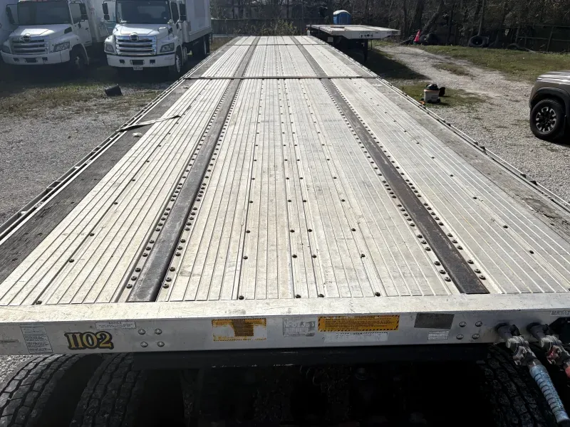 used Flatbed Semi Trailers Utility Trailer Manufacturing Company  for sale, in Houston, TX Thumbnail 2