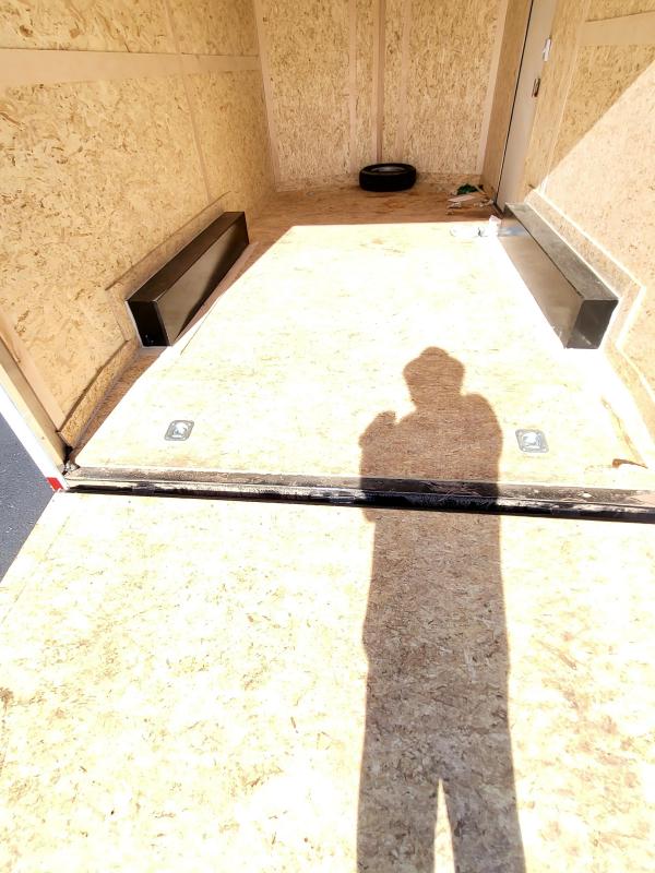 used Cargo (Enclosed) Trailers Wells Cargo  for sale, in Mesa, AZ Thumbnail 2